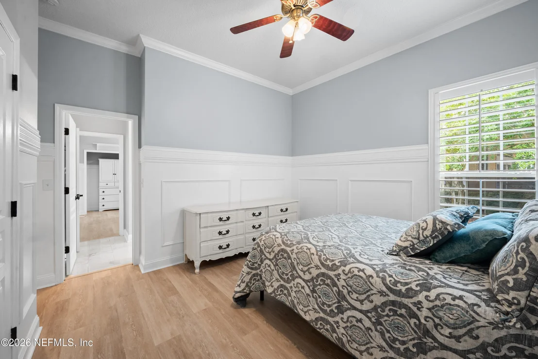 Photo of 837 EAGLE POINT Drive