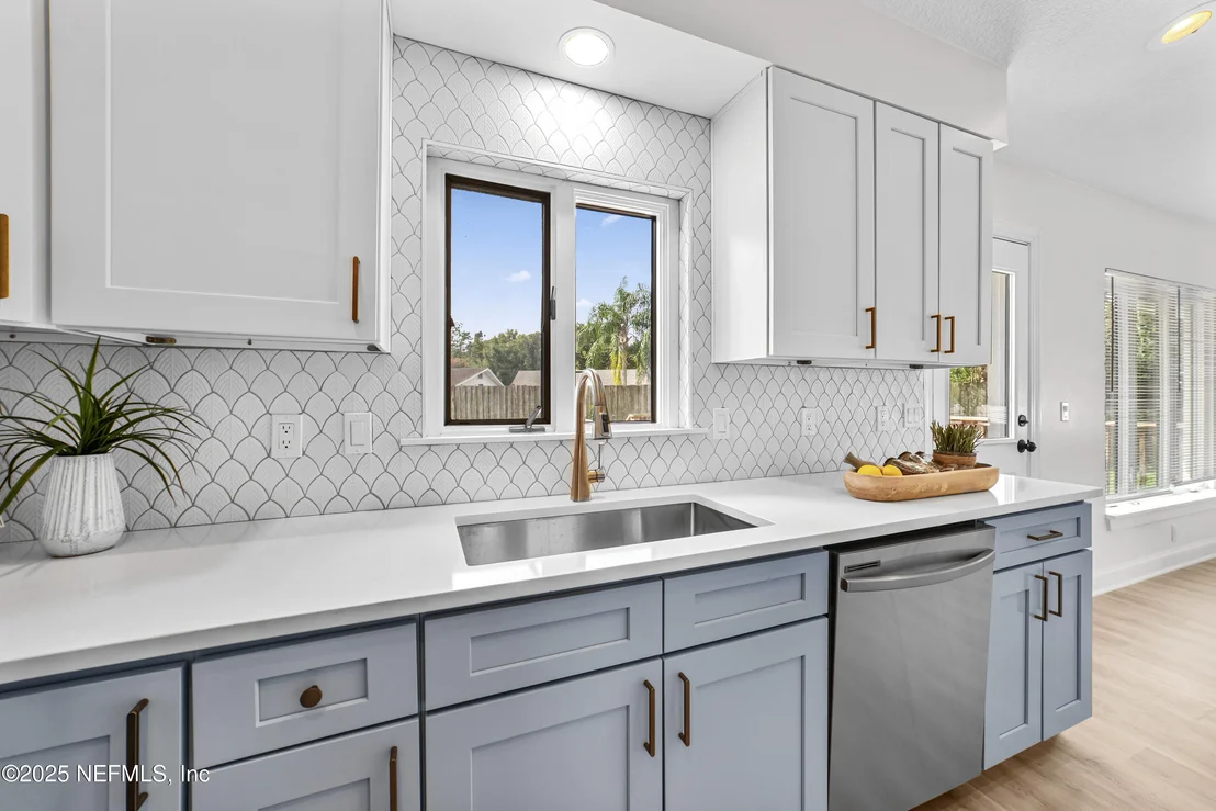 Photo of 3814 CORONADO Road