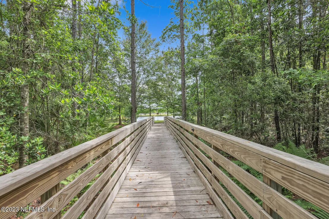 Photo of 557 PINE HAVEN Drive