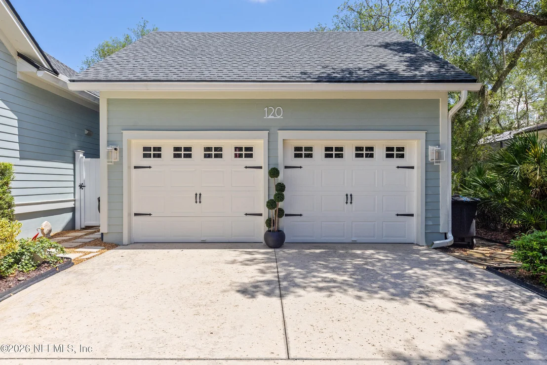 Photo of 120 ISTORIA Drive