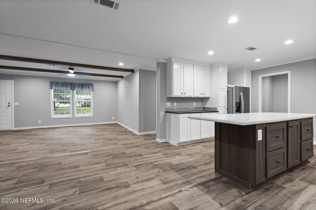 Photo of 5638 PALM Avenue