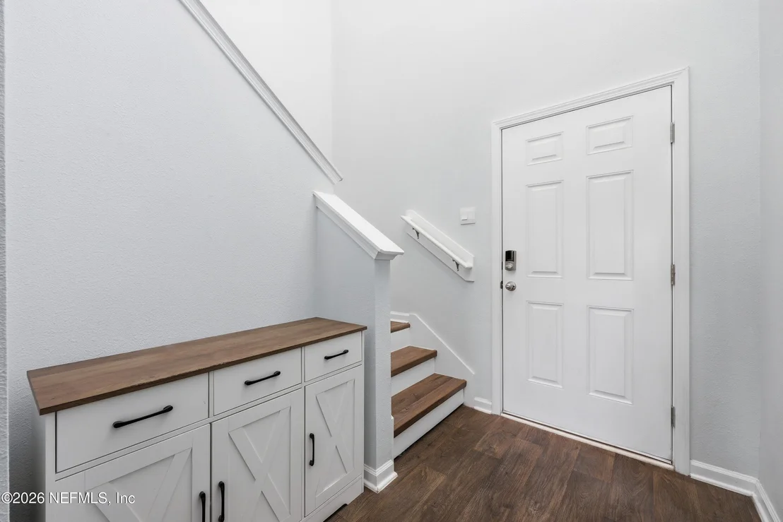 Photo of 40 WINDSOR Lane