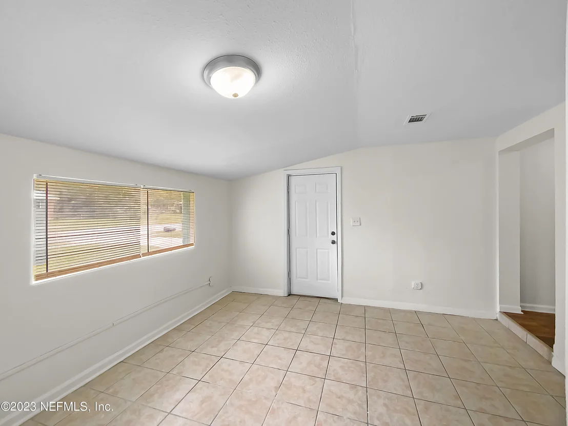 Photo of 5043 ARROWSMITH Road