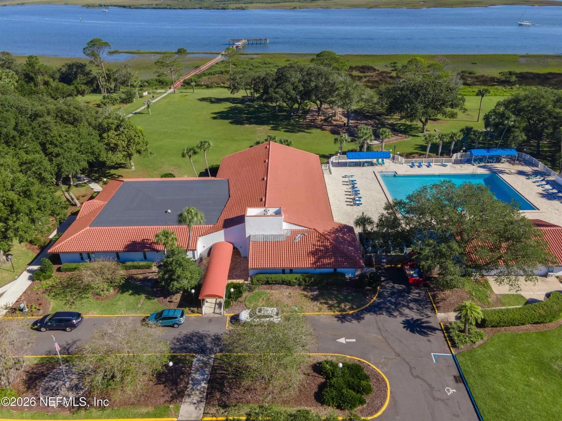 Photo of 533 CHRISTINA Drive