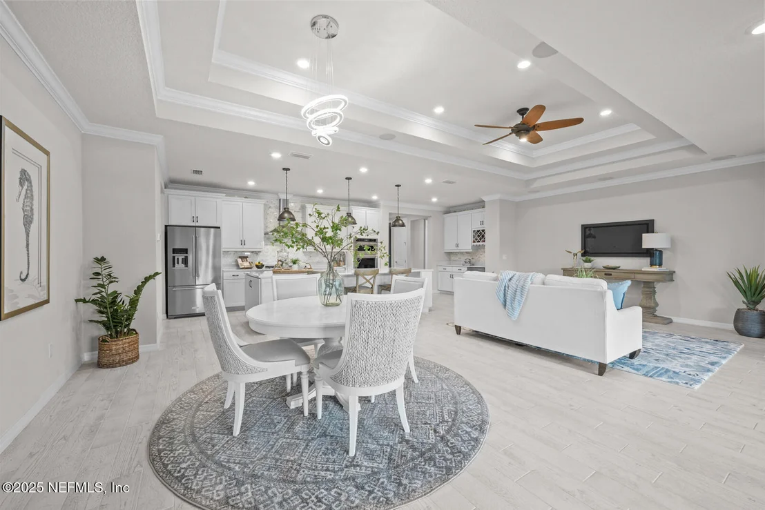 Photo of 10737 TOWN VIEW Drive