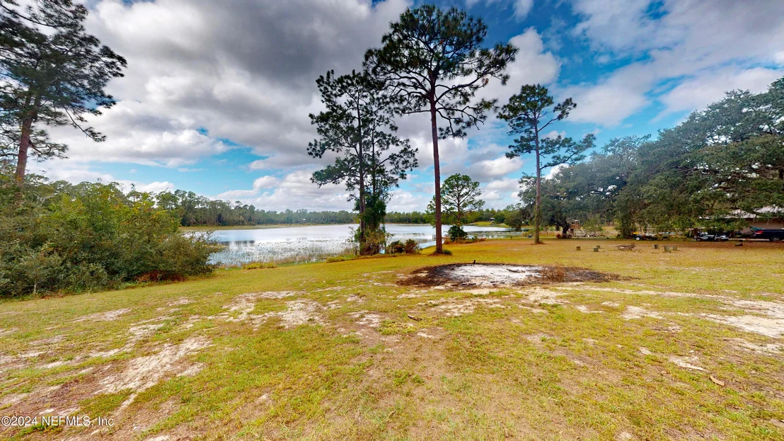 Photo of 369 LAKE COMO Drive