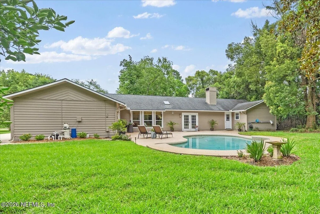 Photo of 8176 BLUE JAY Lane