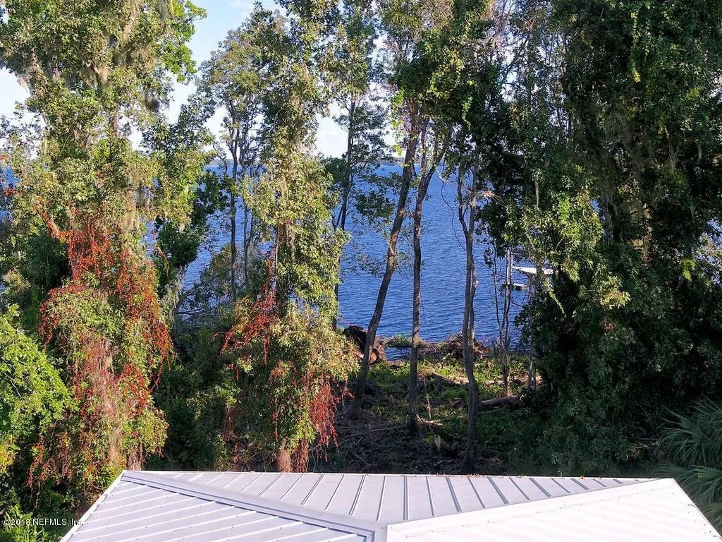 Photo of 595 W RIVER Road