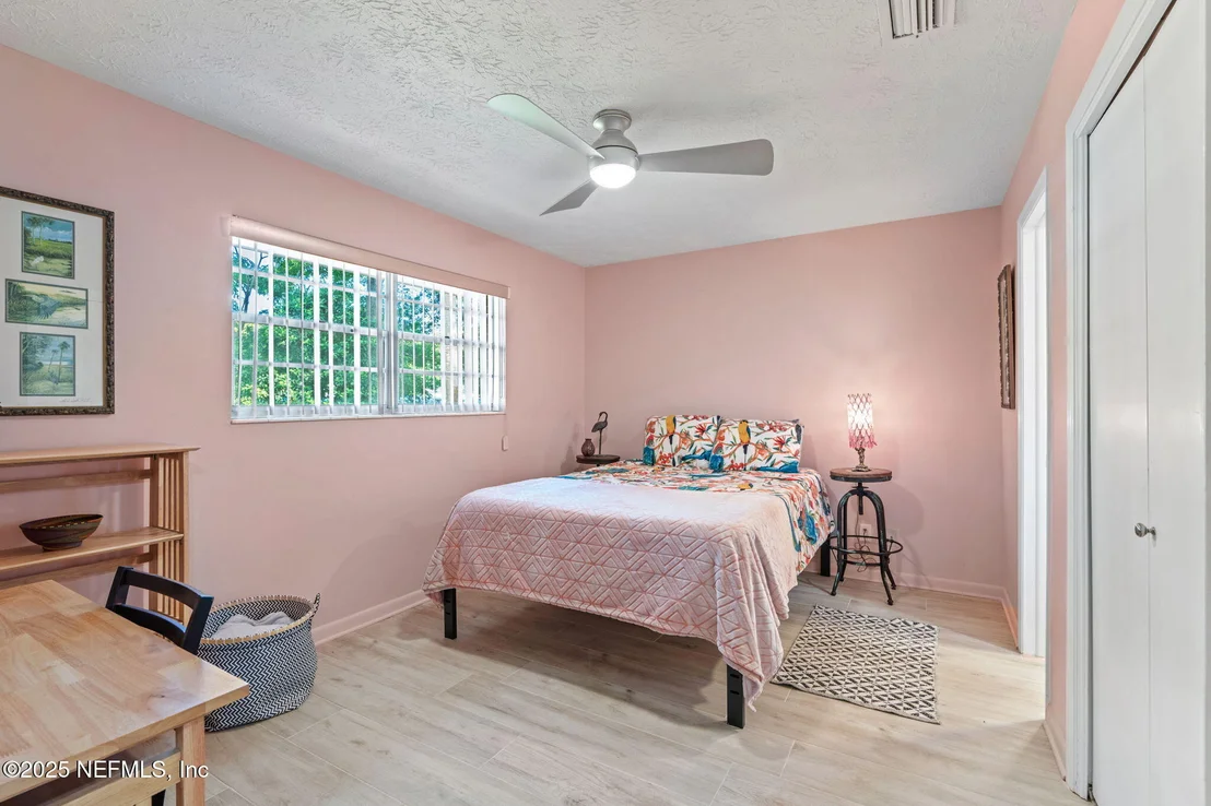 Photo of 3452 HOOVER Lane