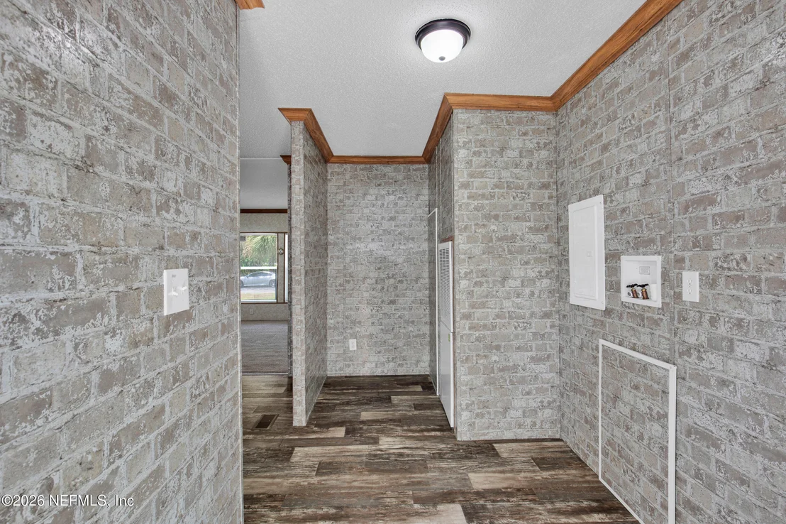 Photo of 103 RIVERSHORE Drive