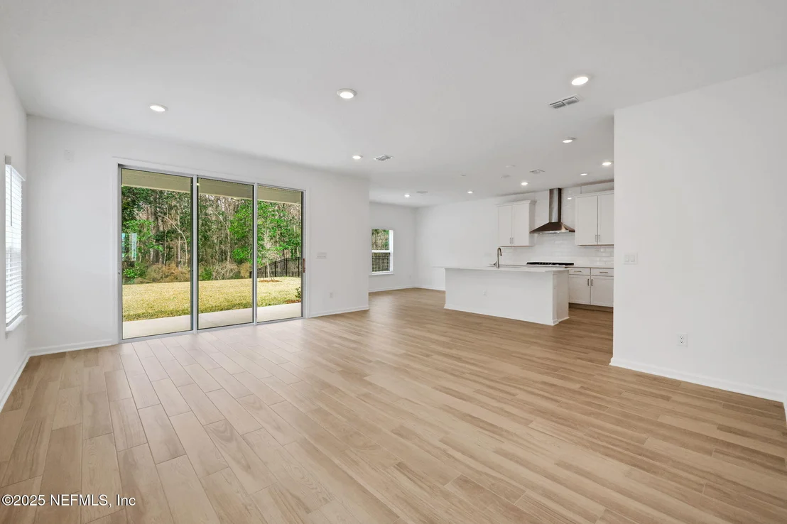 Photo of 486 FARMFIELD Drive