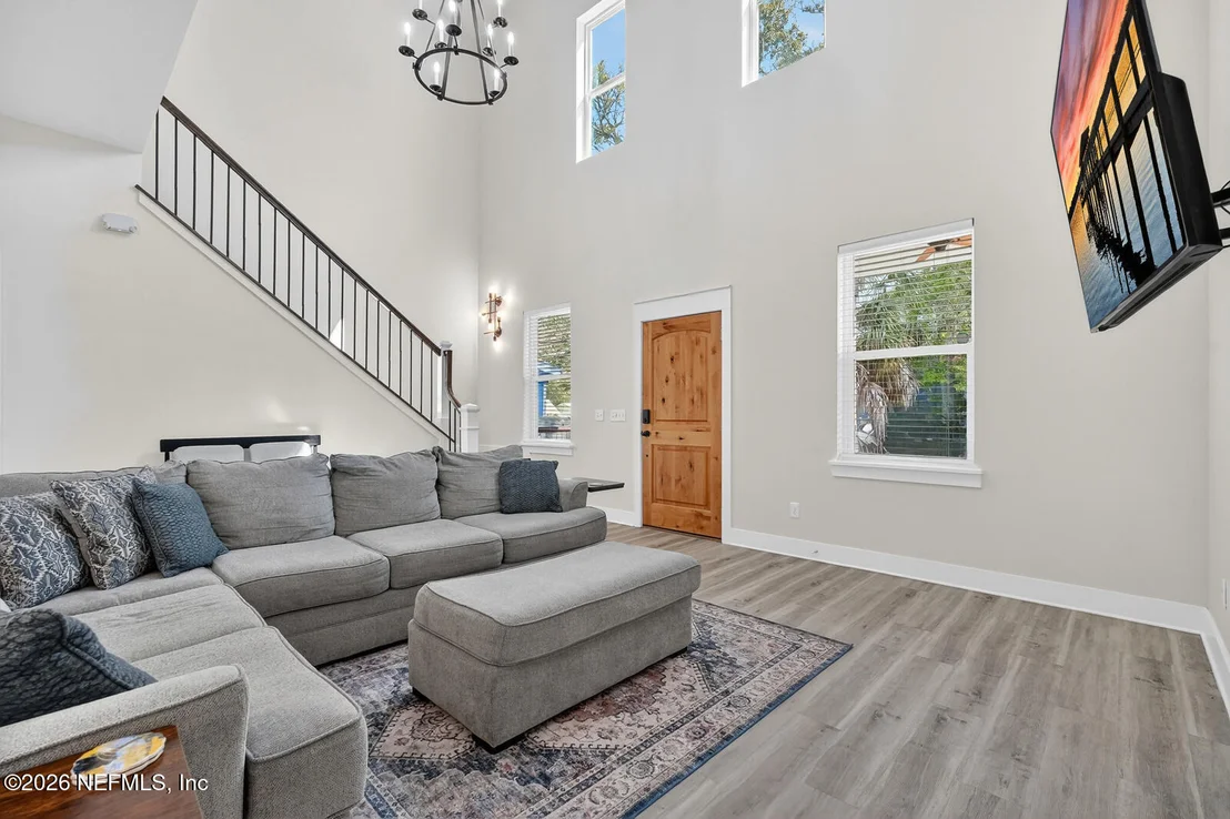 Photo of 70 ONEIDA Street