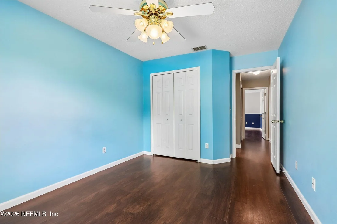 Photo of 372 MAPLEWOOD Drive