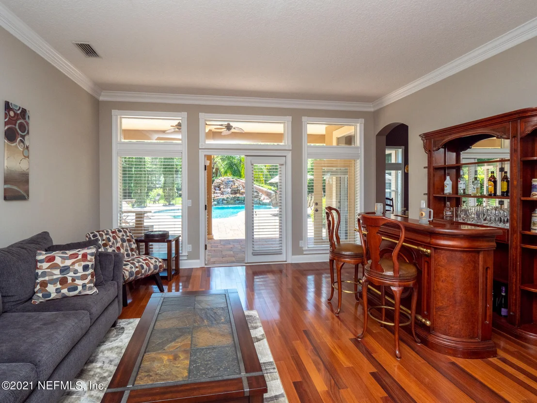 Photo of 349 SUMMERSET Drive