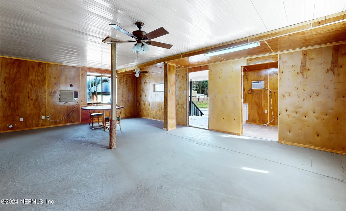 Photo of 11743 SIMMONS Road