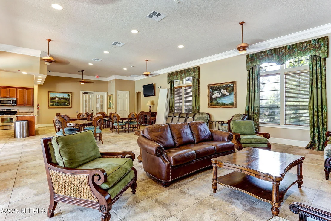 Photo of 70414 WINDING RIVER Drive