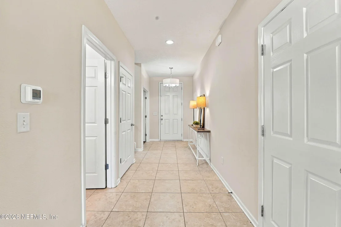 Photo of 219 DEERFIELD GLEN Drive