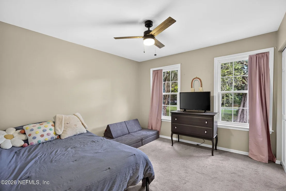 Photo of 8221 FOREST Court