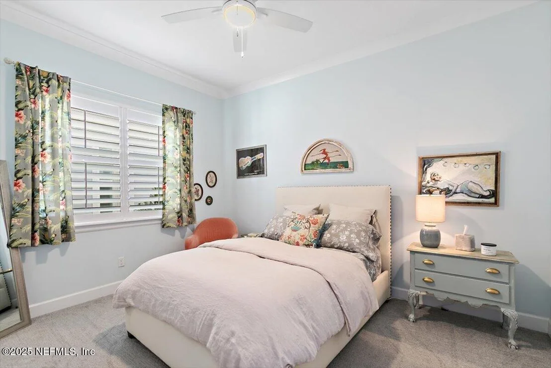 Photo of 175 OCEANVIEW Drive