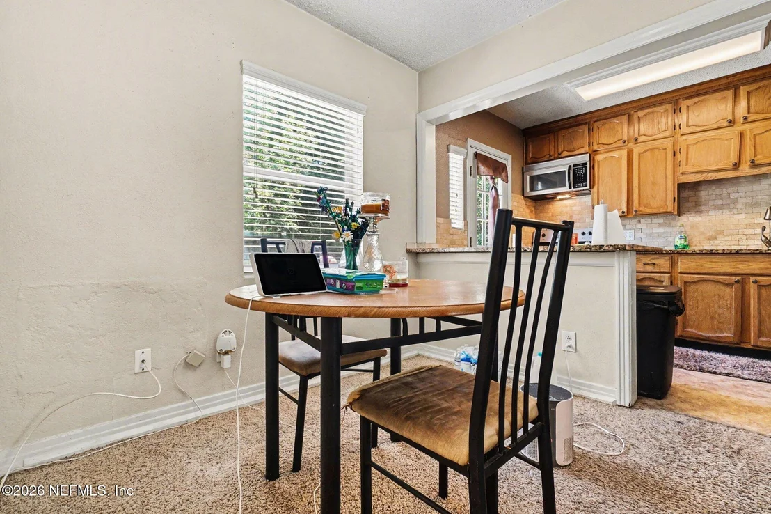 Photo of 527 OGLETHORPE Road