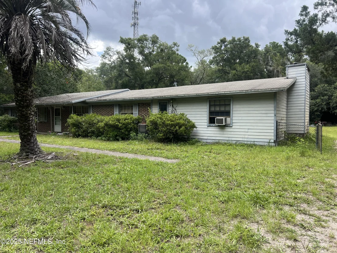 Photo of 2731 HOWARD Road