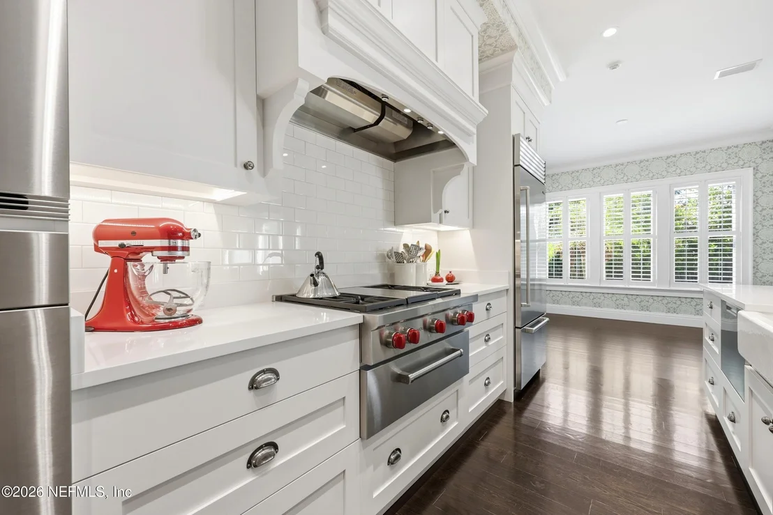Photo of 1030 MAPLE Lane
