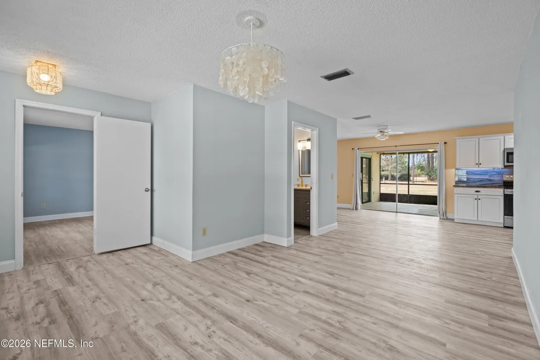 Photo of 503 SEVILLA Drive