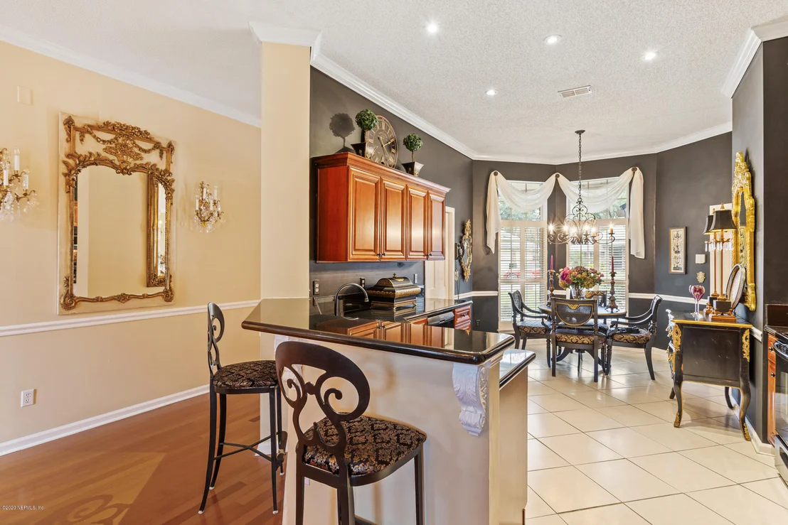Photo of 9540 BROKEN OAK Boulevard