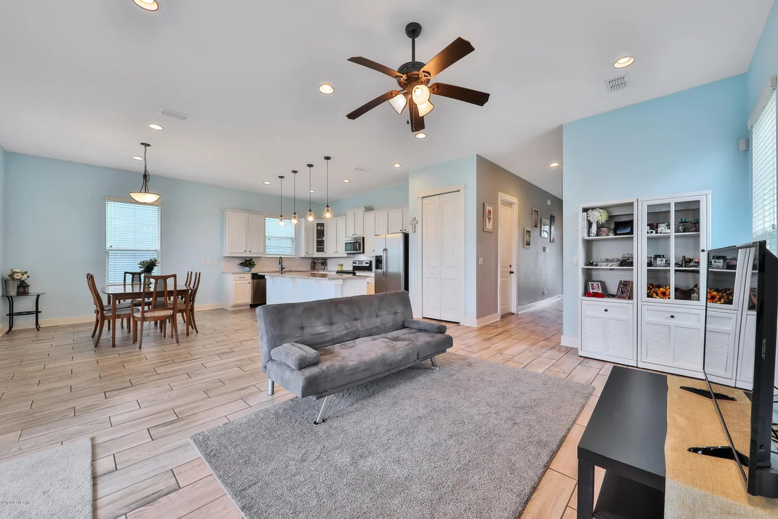 Photo of 3698 LIGHTVIEW Lane