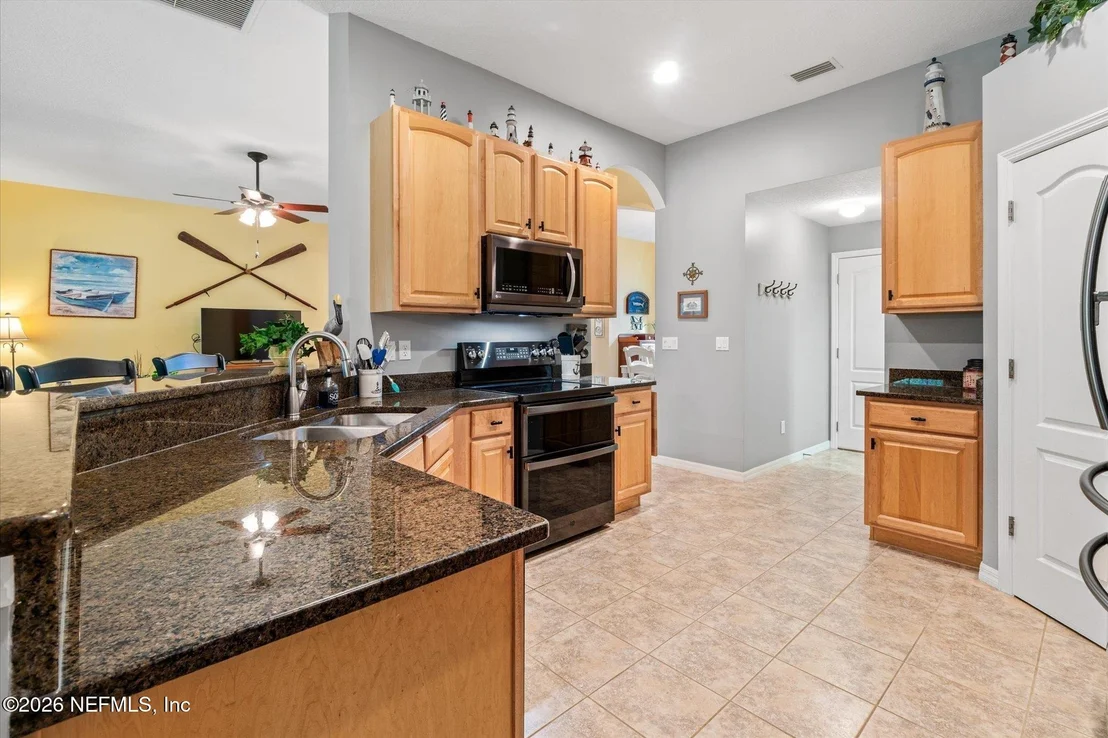 Photo of 937 MIRROR LAKE Drive