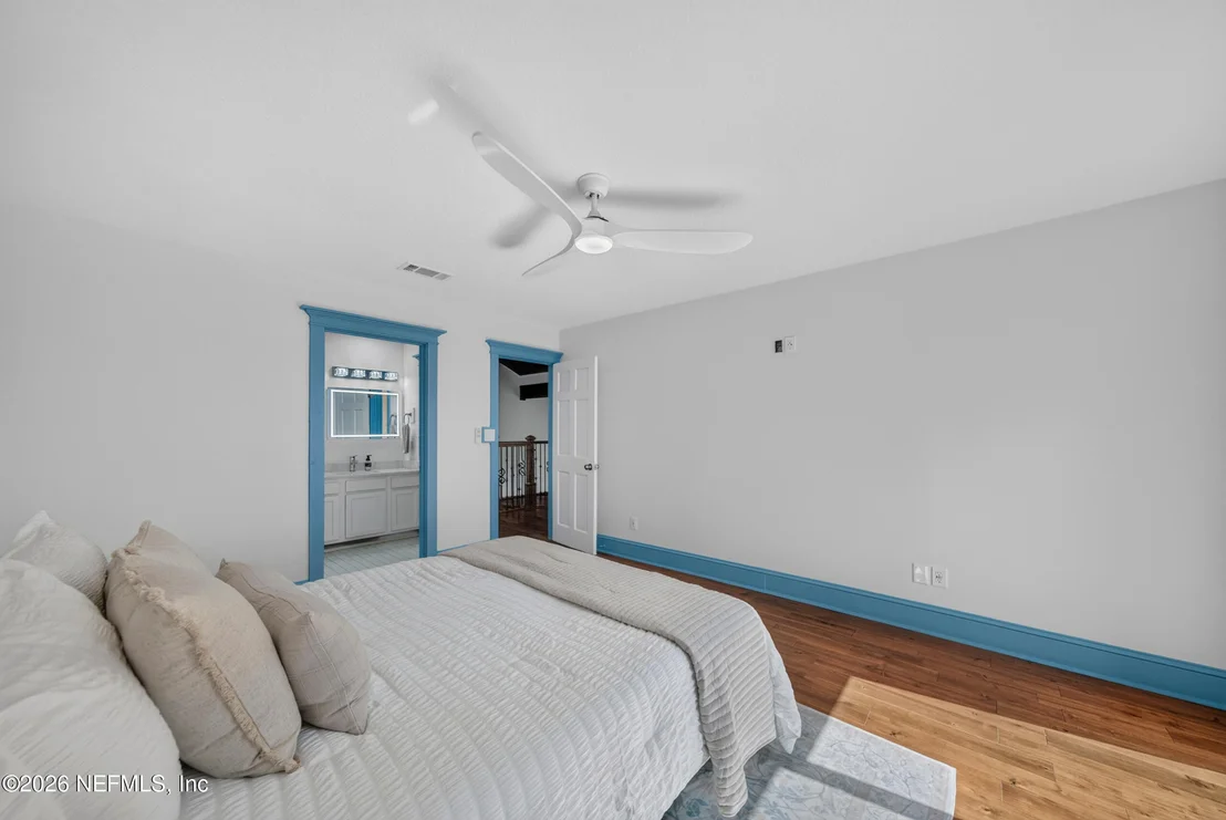 Photo of 13062 MANDARIN Road