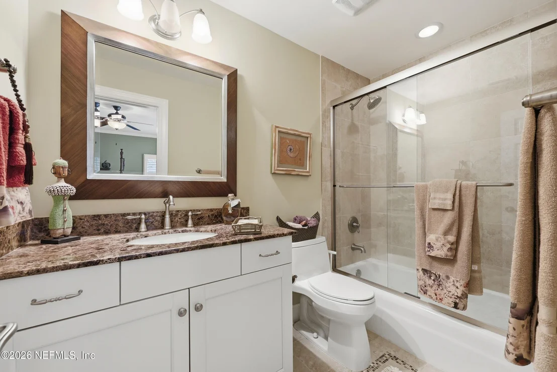Photo of 13200 MANDARIN Road