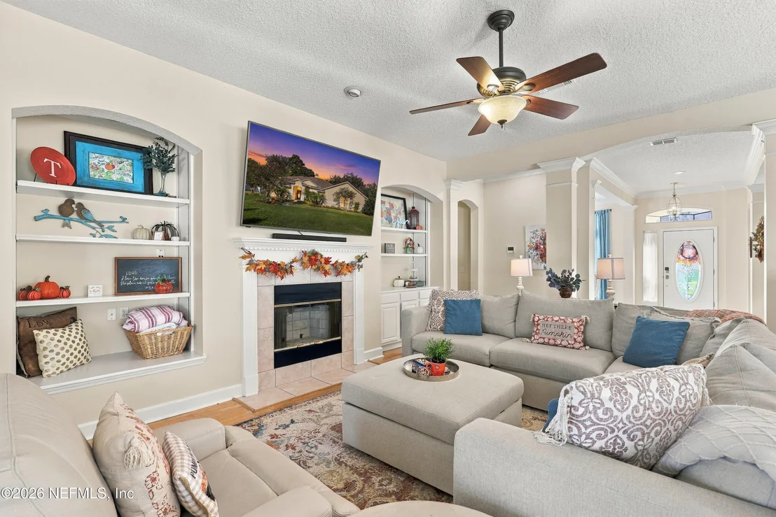 Photo of 424 HUCKLEBERRY Trail