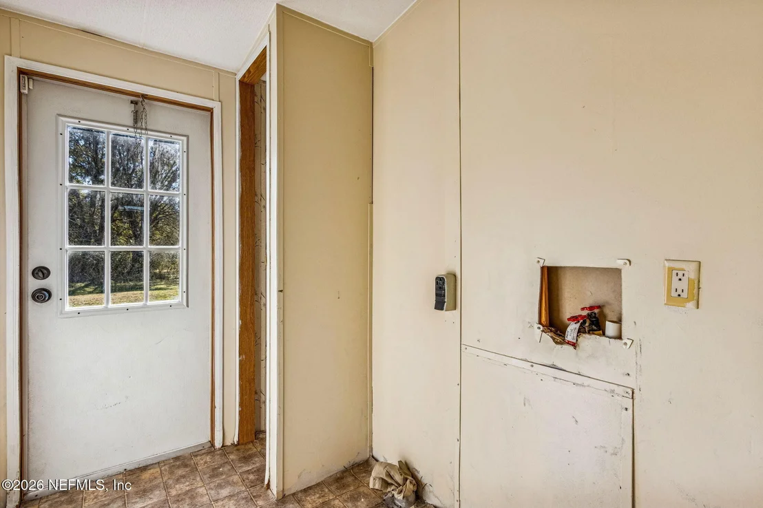 Photo of 8080 PLUMMER Road