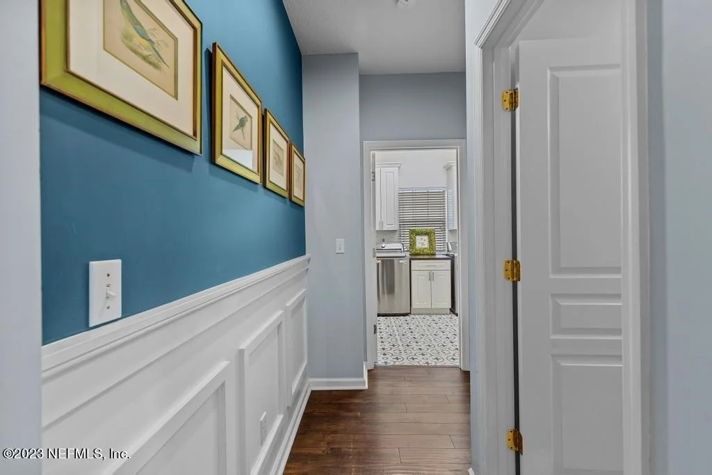 Photo of 1056 MEADOW VIEW Lane