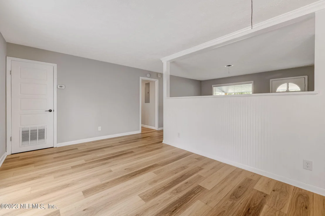 Photo of 6816 CINDERELLA Road