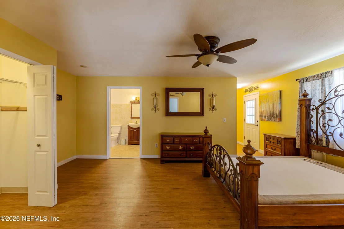 Photo of 8404 NESBITT Road