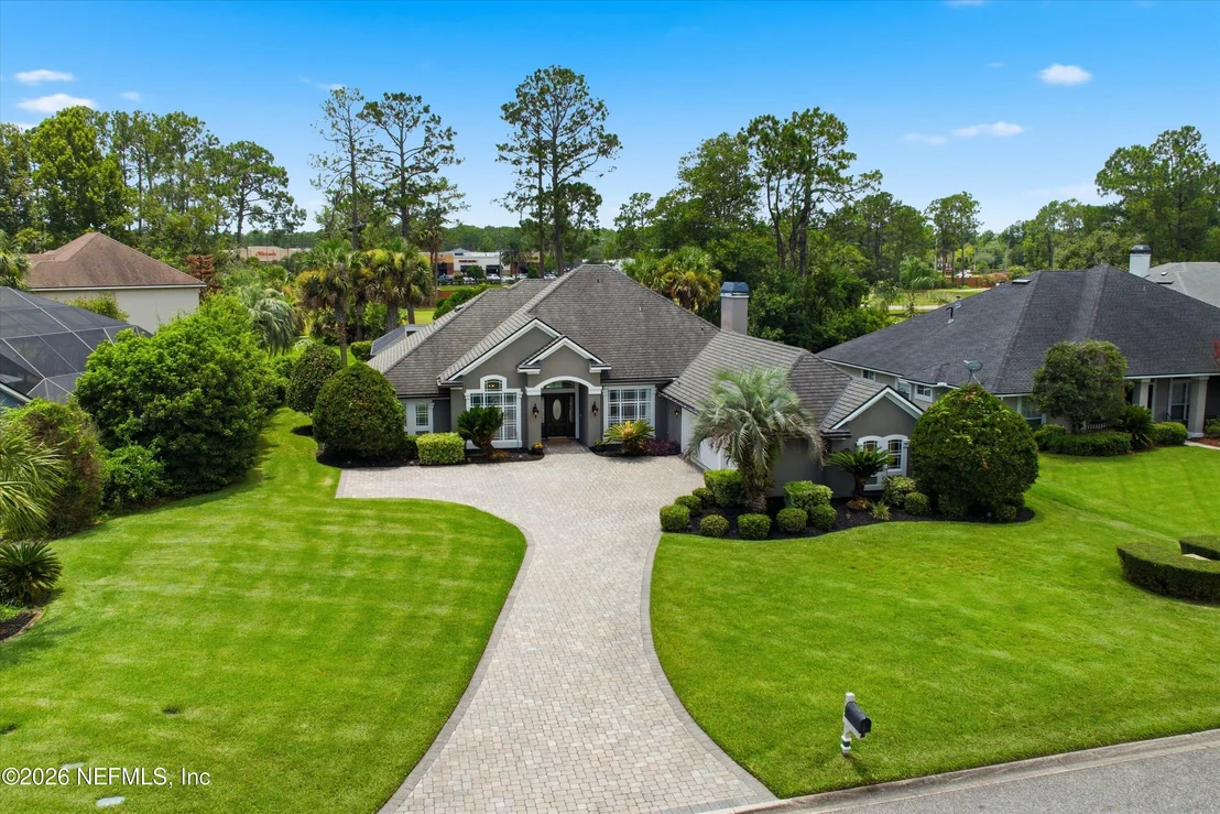 Photo of 1413 COURSE VIEW Drive