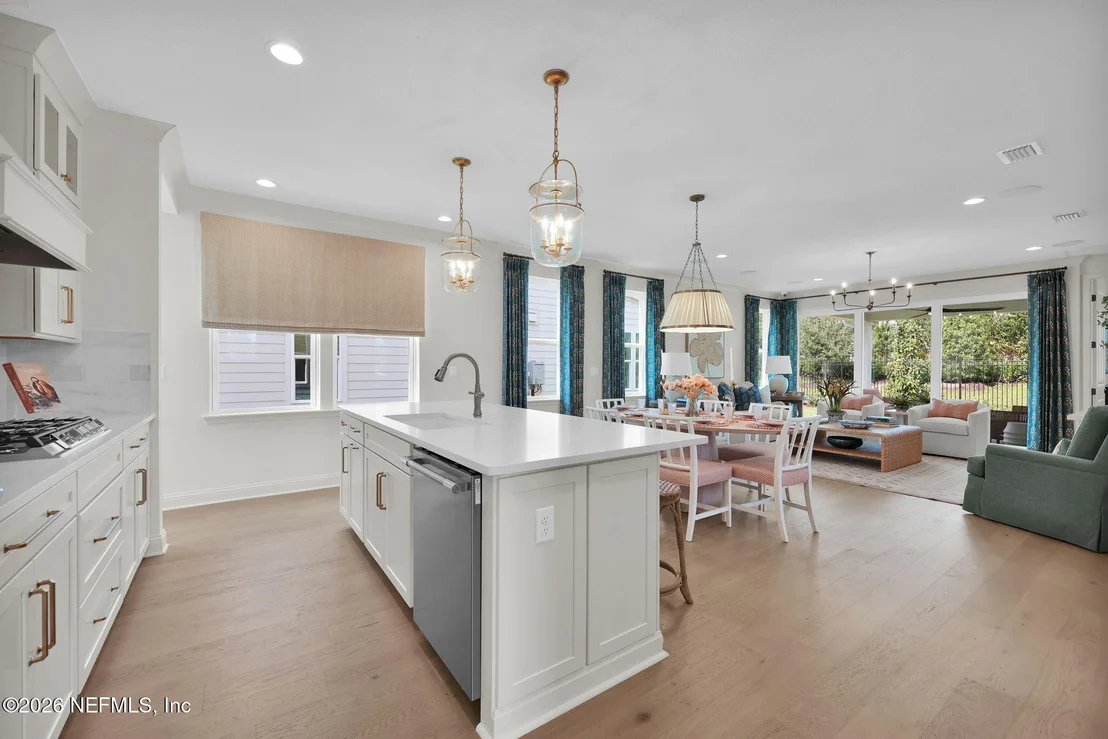 Photo of 342 SEAMARK Drive
