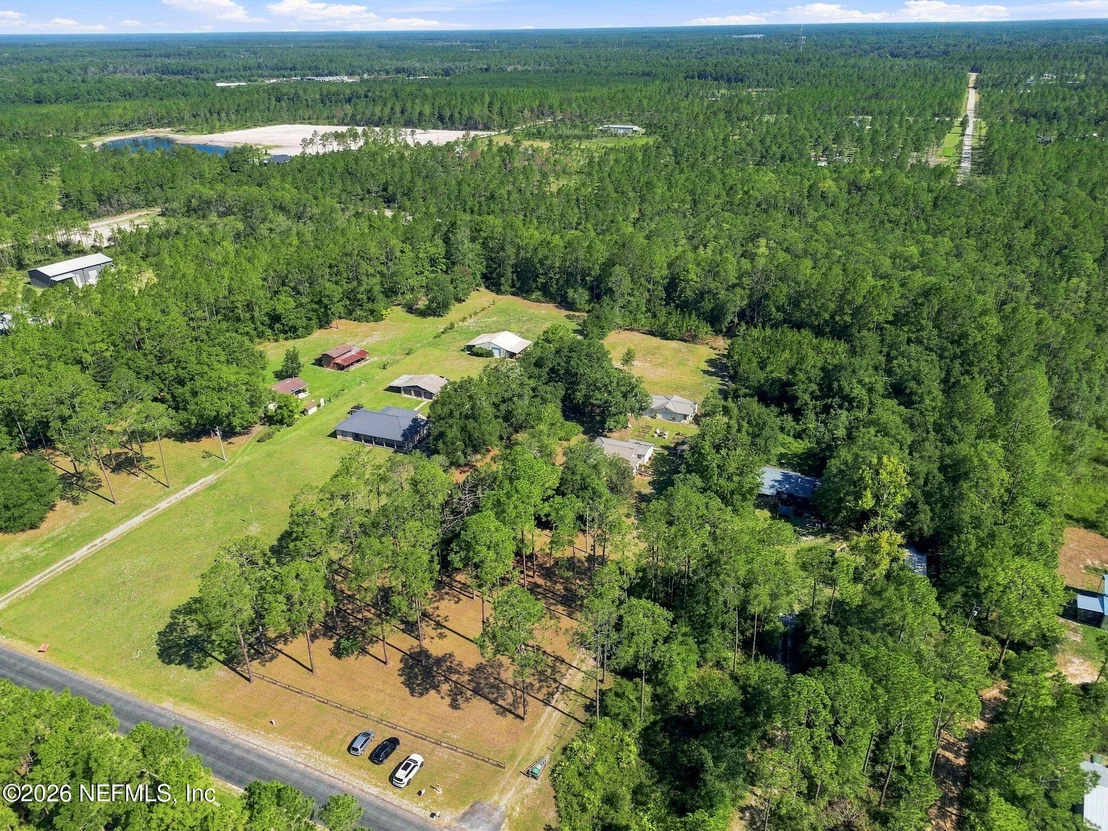 Photo of 33485 MEADOWS Lane
