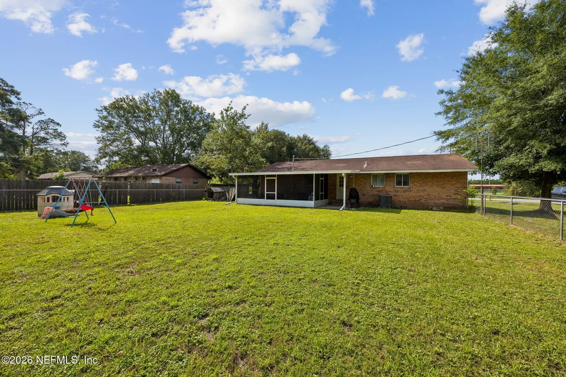 Photo of 175484 BAY Road