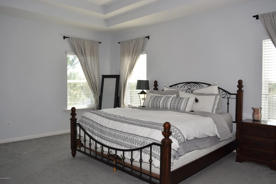 Photo of 35 MERCUTIO Lane