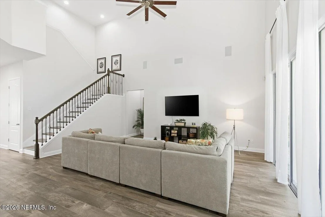 Photo of 184 ROCKCREEK Drive