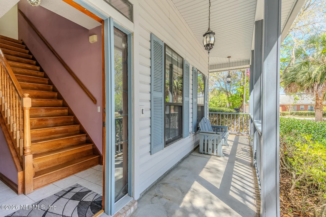 Photo of 1801 LAKE Road