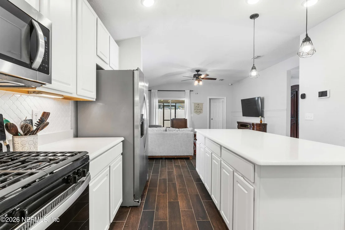 Photo of 74 SANDERSON Drive