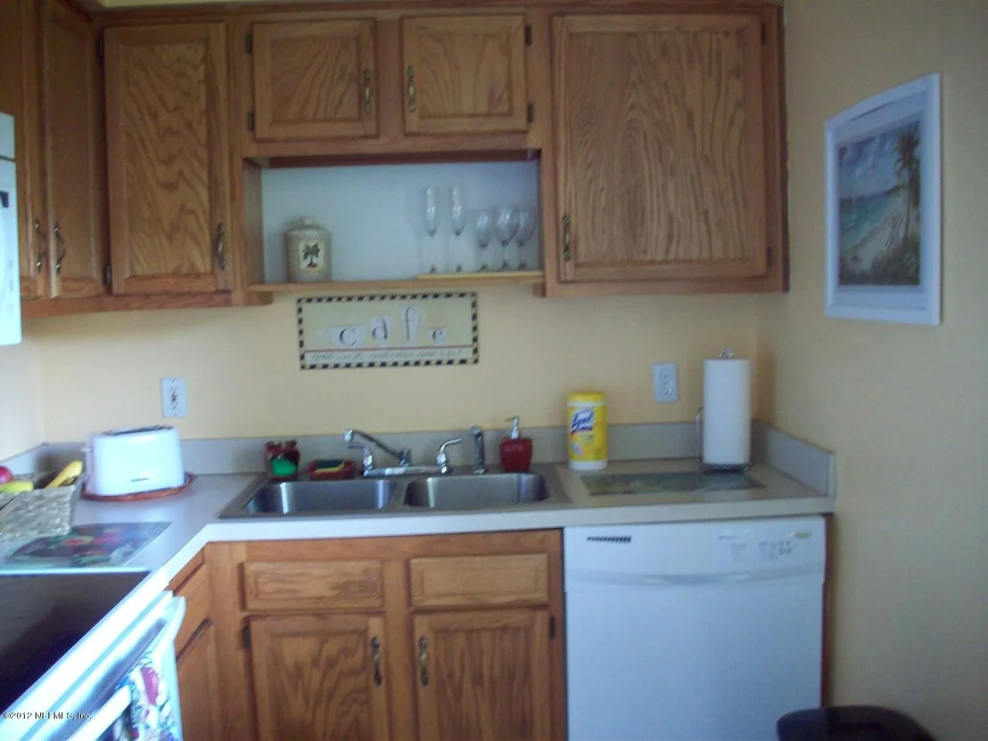 Photo of 1608 Bentin Drive N