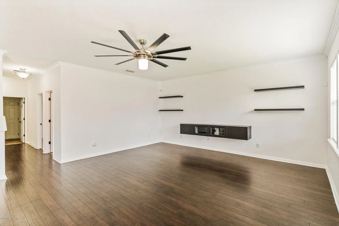 Photo of 935 CHURCHHILL Lane