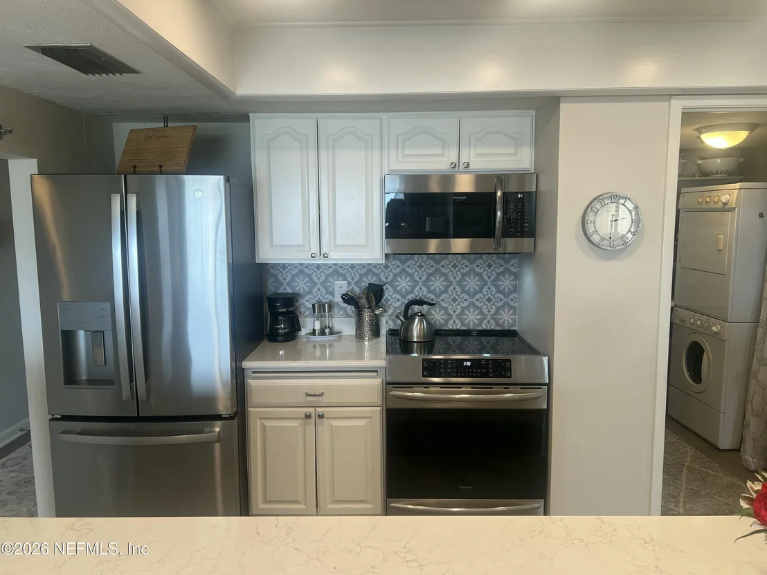 Photo of Unit B4 at 1513 N OCEAN SHORE Boulevard