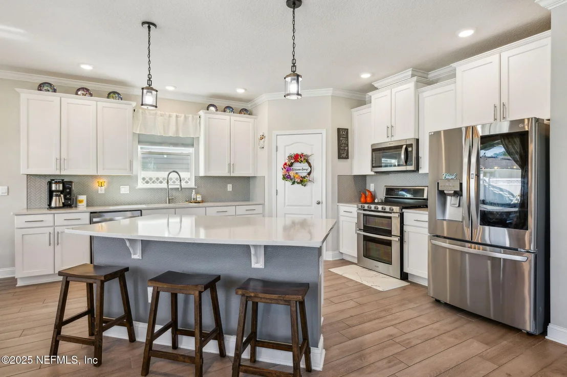 Photo of 70 CREEKMORE Drive