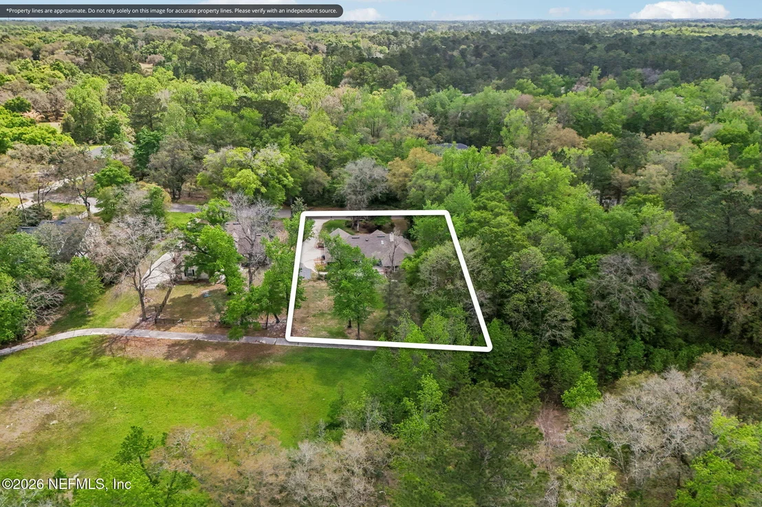 Photo of 2810 RAVINES Road